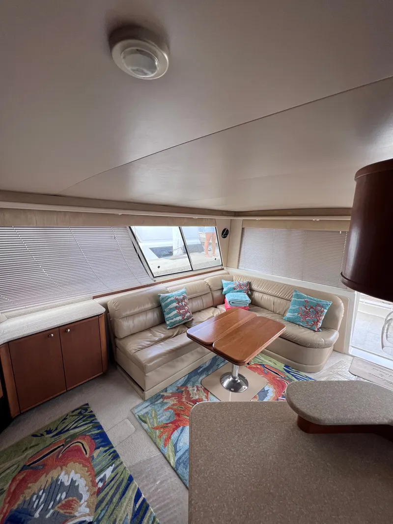 Slide: The Image of Meridian 490 Pilothouse 2004 - 52