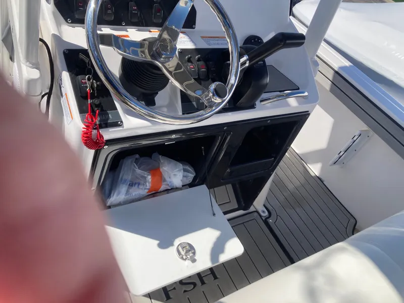 Slide: The Image of Yamaha 195 FSH Sport 2024 - 16