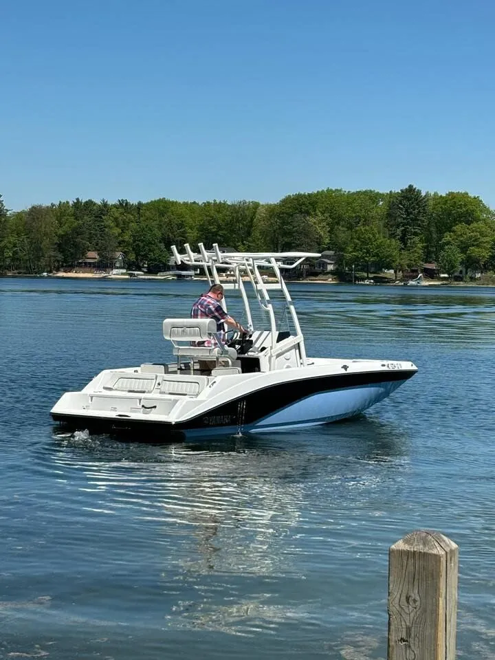 Slide: The Image of Yamaha 195 FSH Sport 2024 - 2