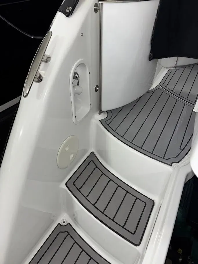 Slide: The Image of Formula 40 Performance Cruiser 2006 - 12