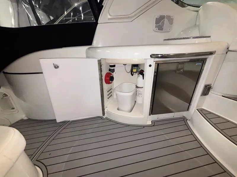 Slide: The Image of Formula 40 Performance Cruiser 2006 - 17