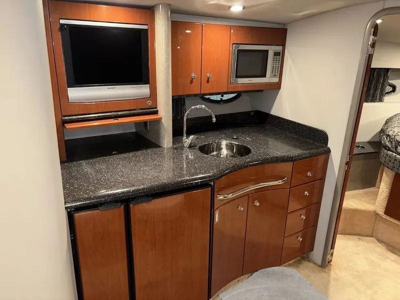 Slide: The Image of Formula 40 Performance Cruiser 2006 - 28