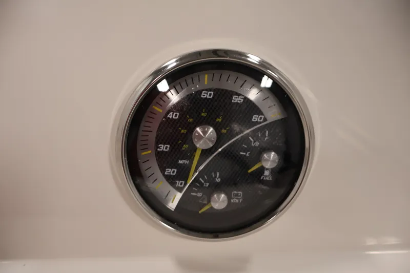 Slide: The Image of Speedometer and fuel gauge of 2026 Bayliner Element M17 boat dashboard. - 15