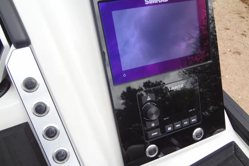 Slide: The Image of Control panel of 2021 Baraletta Corsa 23 QSS with Simrad and Hertz systems. - 21