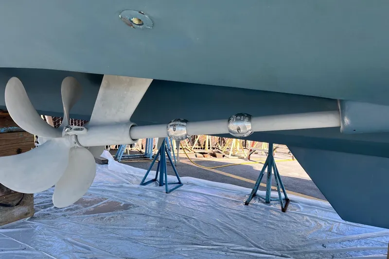 Slide: The Image of Propeller and shaft of 2006 Grand Banks 47 Heritage EU yacht on stands. - 51