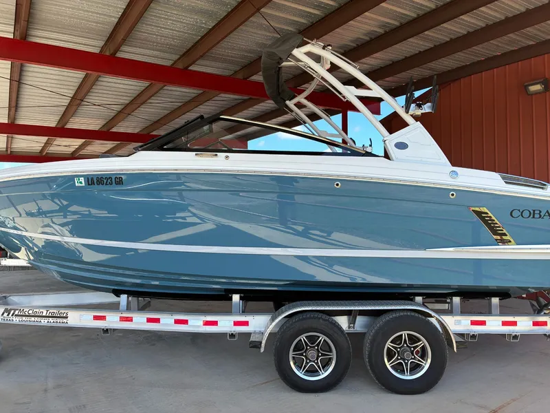 Slide: The Image of Cobalt R4 Surf 2024 - 5