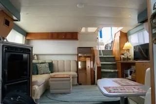 Slide: The Image of Silverton 372 Motor Yacht - 9