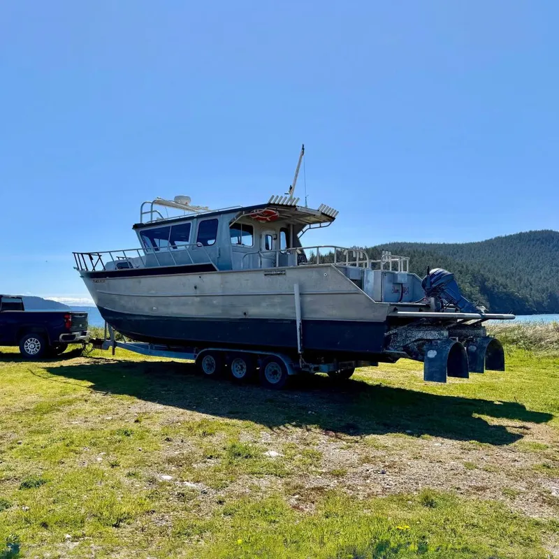 The Image of 2001 38 foot Maxweld Maxcat with trailer - 0