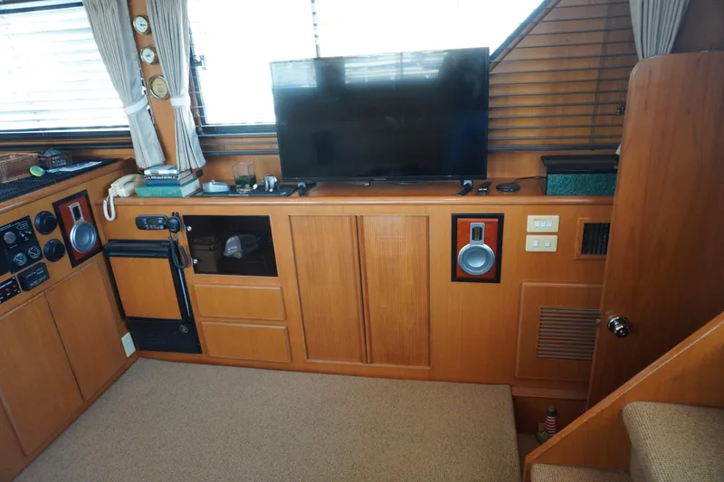 Slide: The Image of Interior of 1996 Symbol 41 Aft Cabin Yacht with modern amenities. - 21