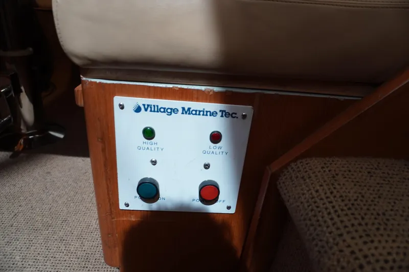 Slide: The Image of Control panel on Symbol 41 Aft Cabin Motor Yacht, year 1996. - 24