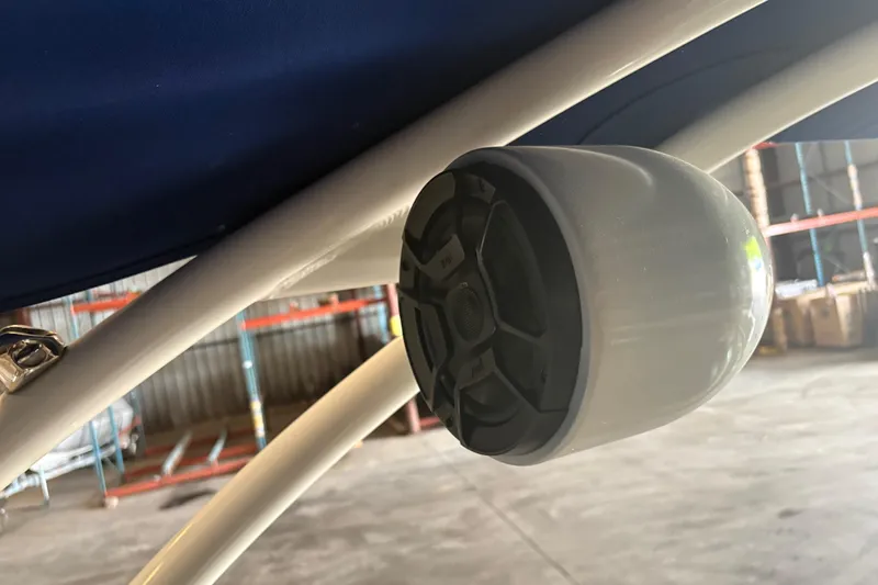 Slide: The Image of Speaker on a 2016 Chaparral 244 Sunesta boat, close-up view in storage. - 15