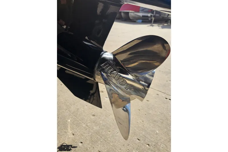 Slide: The Image of Close-up of a polished propeller on a 1997 Formula 382 FASTech boat. - 113