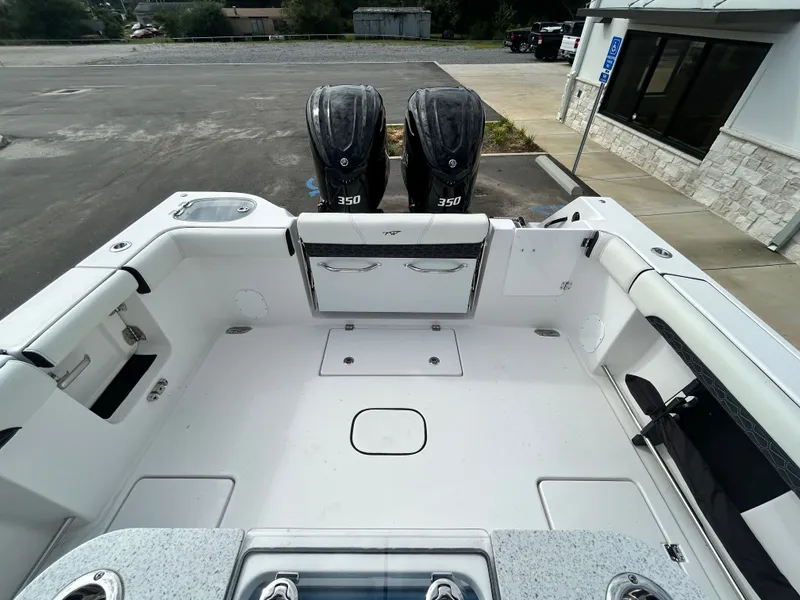 Slide: The Image of Tidewater 320 CC Adventure 2026 - 32