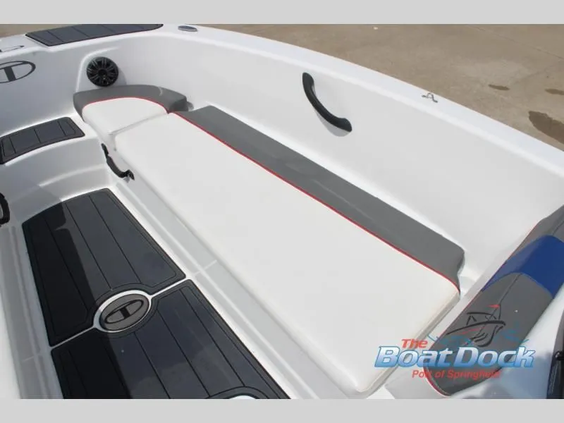 Slide: The Image of T-Yachts 18 2024 - 16