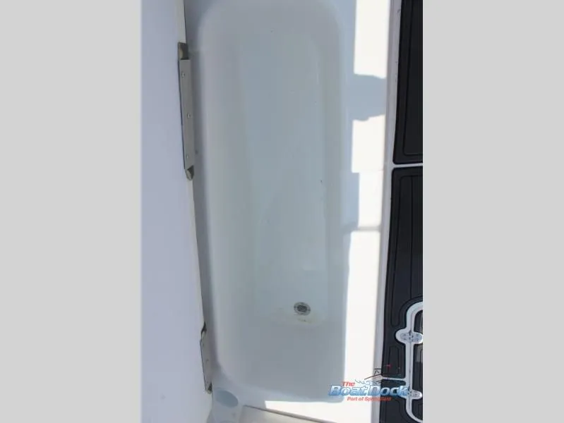 Slide: The Image of T-Yachts 18 2024 - 17