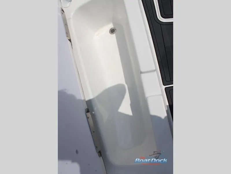 Slide: The Image of T-Yachts 18 2024 - 18