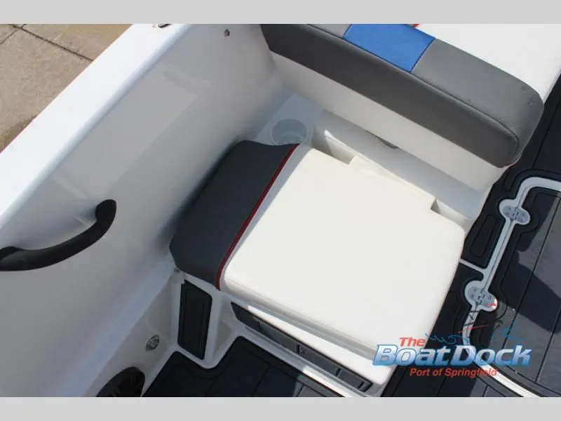 Slide: The Image of T-Yachts 18 2024 - 19