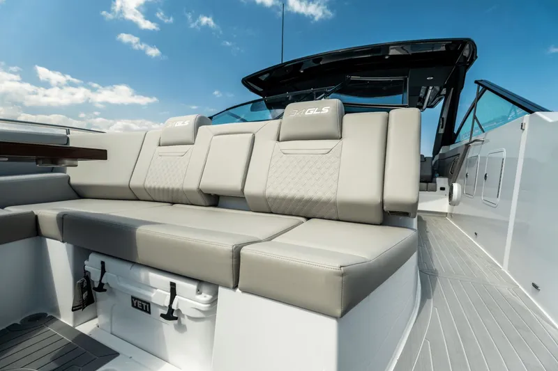 Slide: The Image of Cruisers 34 GLS OB 2025 - 106