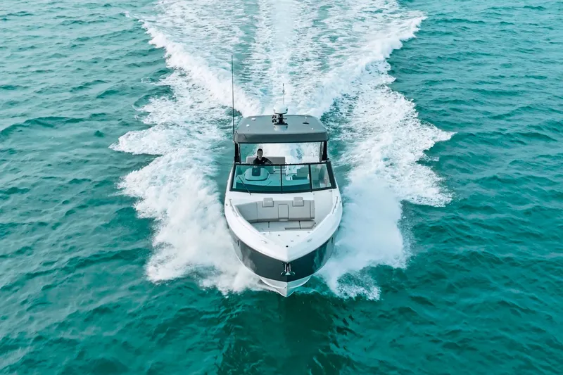 Slide: The Image of Cruisers 34 GLS OB 2025 - 53