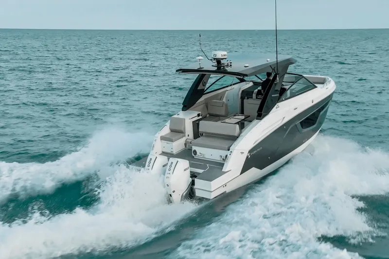 Slide: The Image of Cruisers 34 GLS OB 2025 - 62