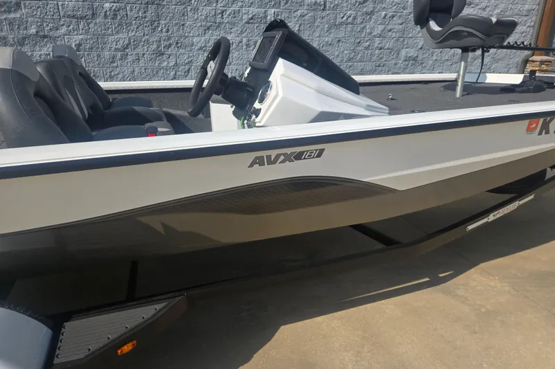 Slide: The Image of 2021 Vexus AVX181 boat with sleek design and comfortable seating. - 9