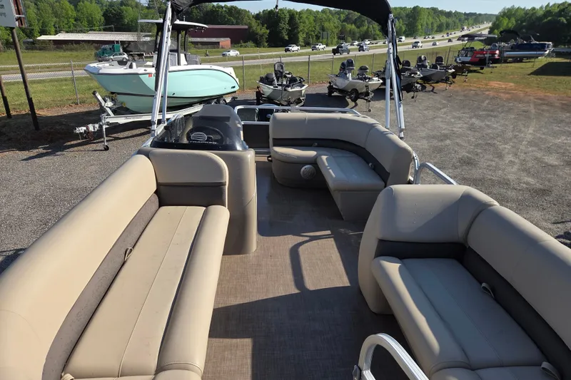 Slide: The Image of 2022 Sun Tracker Party Barge 18 DLX pontoon boat with spacious seating and modern design. - 13