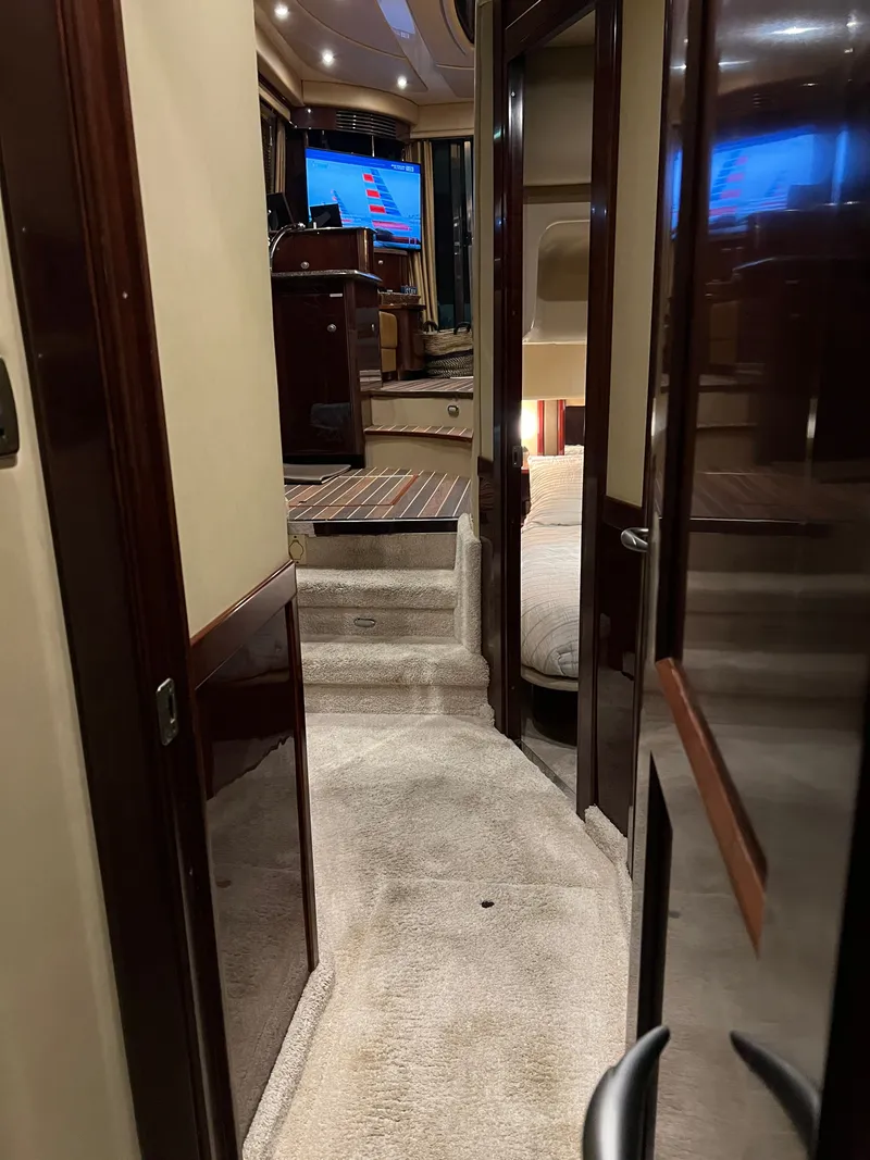 Slide: The Image of Interior of a 2007 Sea Ray 52 Sedan Bridge yacht. - 16