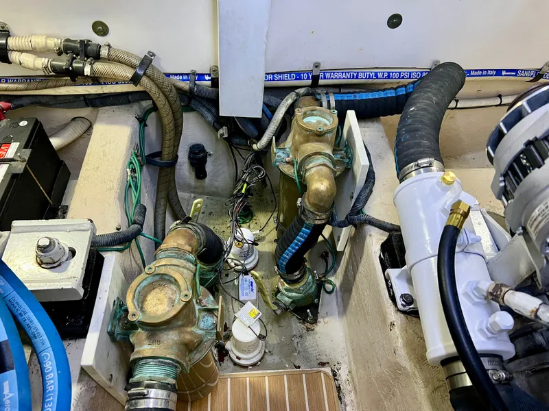 Slide: The Image of Sea Ray 52 Sedan Bridge 2007 - 51