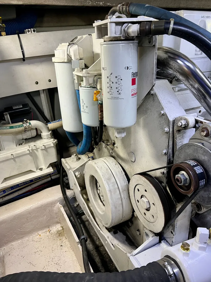 Slide: The Image of Sea Ray 52 Sedan Bridge 2007 - 53