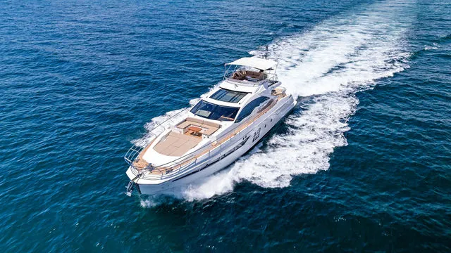 Slide: The Image of Azimut Fly 60 2021 - 44