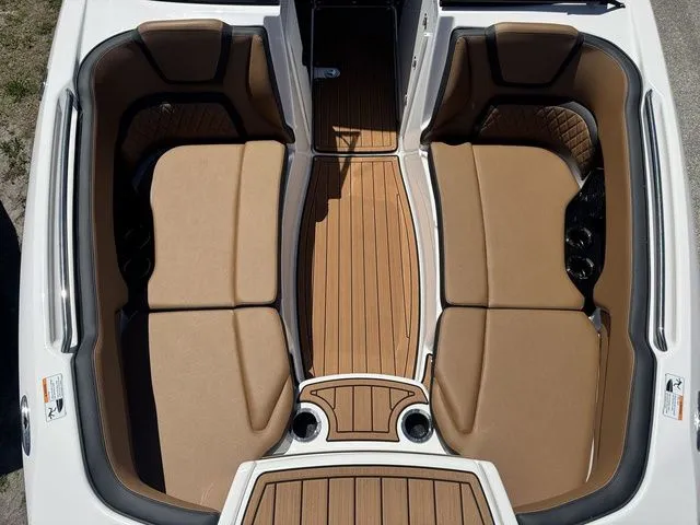 Slide: The Image of Yamaha 252SD 2026 - 13