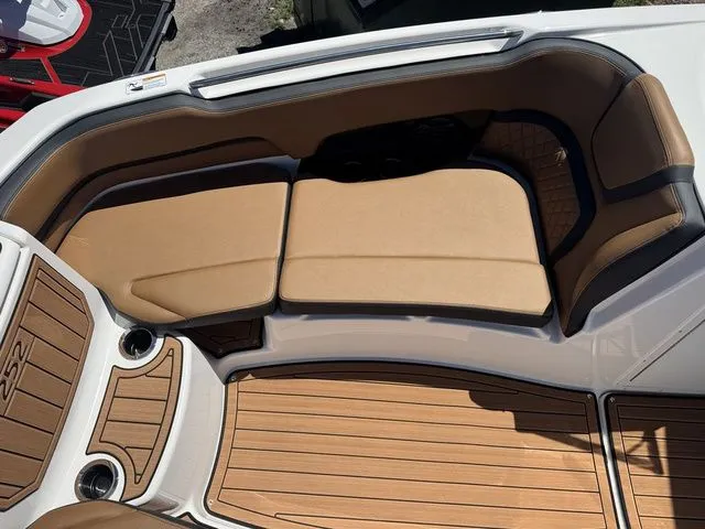 Slide: The Image of Yamaha 252SD 2026 - 14