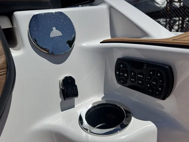 Slide: The Image of Yamaha 252SD 2026 - 5