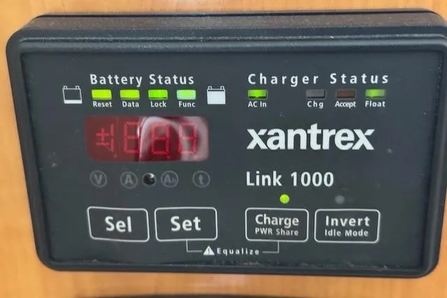 Slide: The Image of Xantrex Link 1000 battery charger display on 2001 Bayliner 2855 Ciera boat. - 10