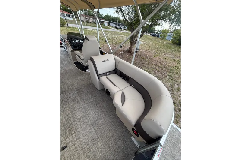 Slide: The Image of Interior of the 2026 Bentley Pontoons Legacy 223 Navigator. - 16