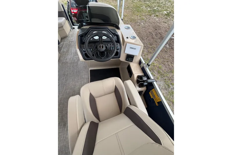 Slide: The Image of Interior view of Bentley Pontoons Legacy 223 Navigator 2026. - 18