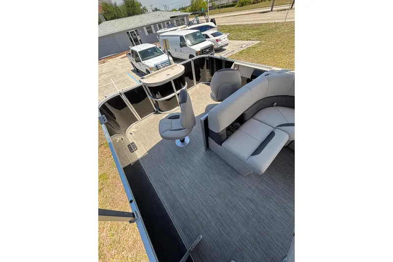 Slide: The Image of Interior view of Bentley Pontoons Fish 243 4-Point 2026. - 16