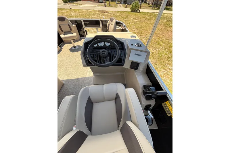 Slide: The Image of Interior of 2026 Bentley Pontoons Fish 243 4-Point with steering console. - 28