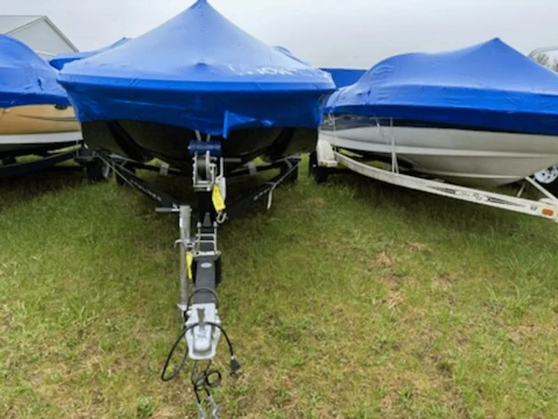 Slide: The Image of Bayliner 170EL 2022 - 9