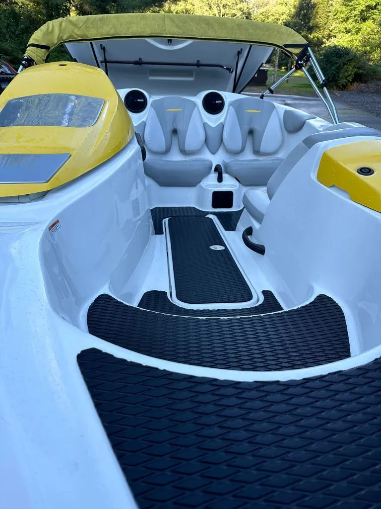 Slide: The Image of Sea-Doo Speedster 150 2007 - 3