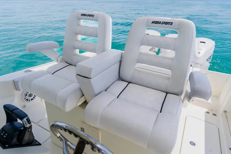 Slide: The Image of 2008 Hydra-Sports Vector 3500 VX boat seats with ocean backdrop. - 22