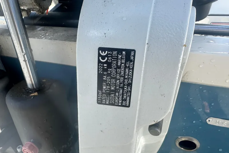 Slide: The Image of Label on 2022 Stingray 182 SC boat engine, showing specifications and manufacturing details. - 10