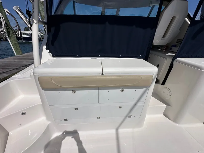 Slide: The Image of Pursuit OS 345 Offshore 2015 - 15