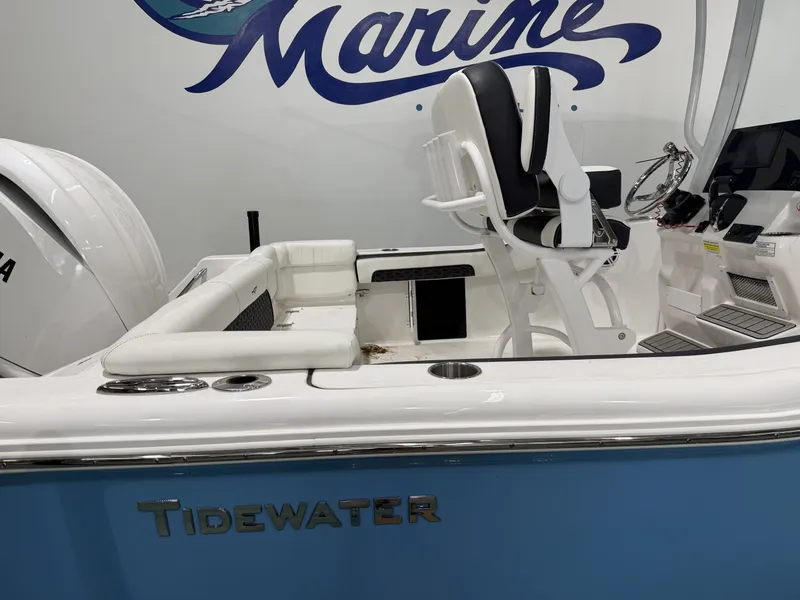 Slide: The Image of Tidewater 220 LXF 2026 - 12