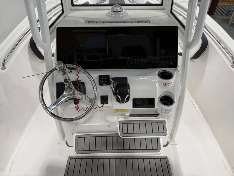 Slide: The Image of Tidewater 220 LXF 2026 - 5