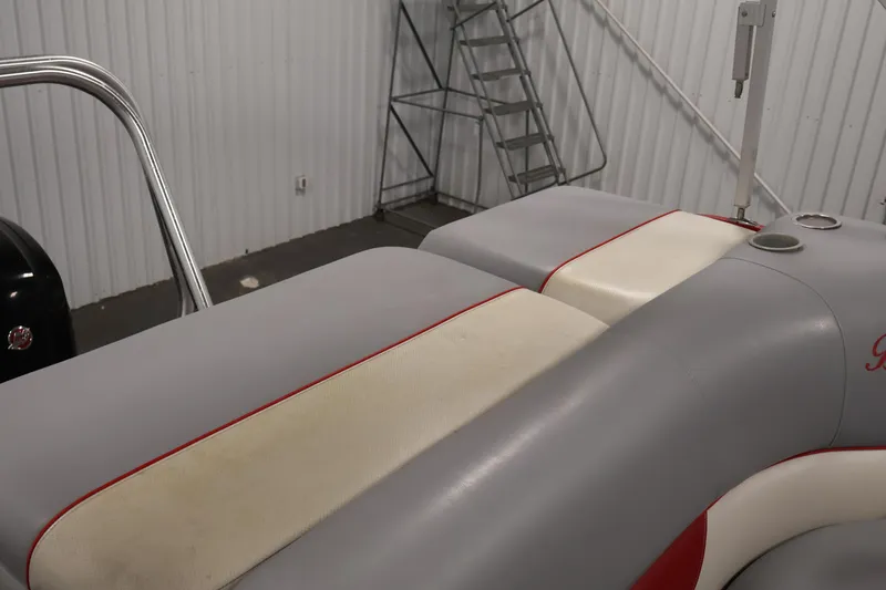 Slide: The Image of 2019 Bentley Pontoons 200 CRUISE boat interior with gray and white seating. - 28
