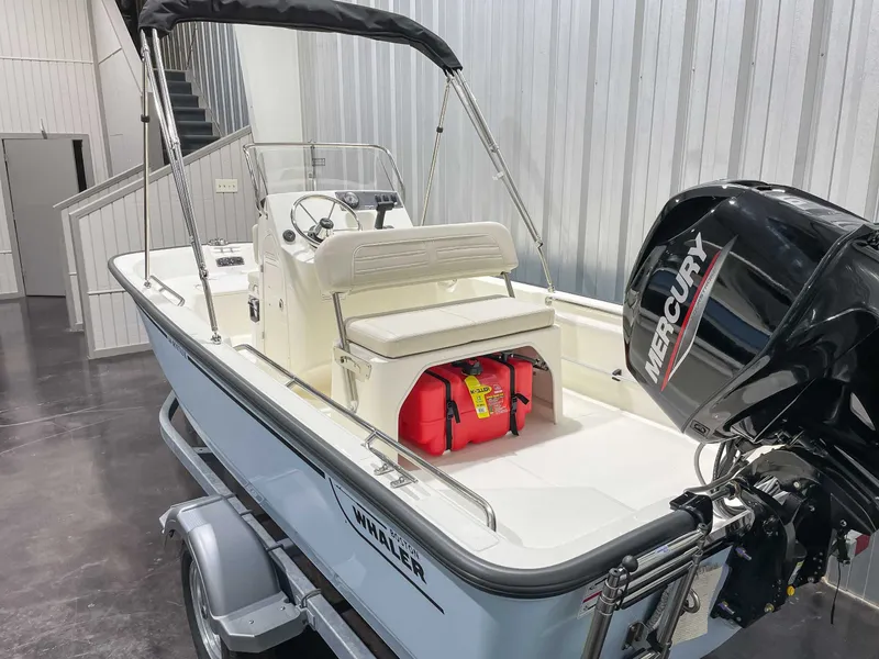 Slide: The Image of Boston Whaler 150 Montauk 2026 - 10