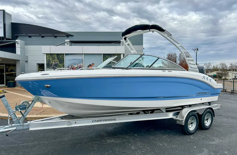 Slide: The Image of Chaparral 21 SSi OB 2025 - 3