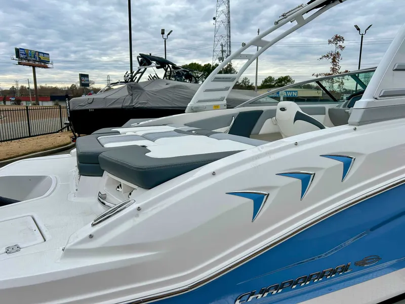 Slide: The Image of Chaparral 21 SSi OB 2025 - 6