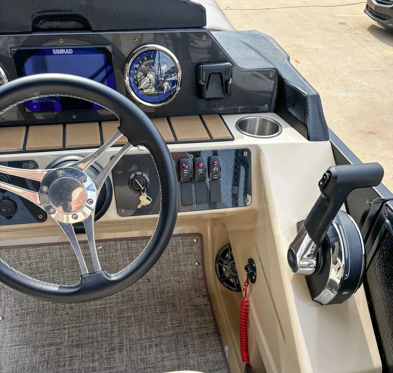 Slide: The Image of Premier 230 Sunsation RL (PTX 28) 2025 - 20